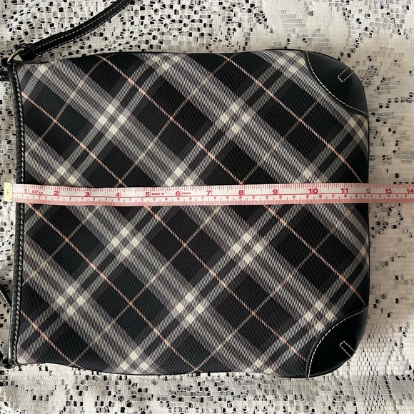 PRELOVED AUTHENTIC BURBERRY LONDON BLUE LABEL CROSSBODY SLING BAG - Picture 8 of 16